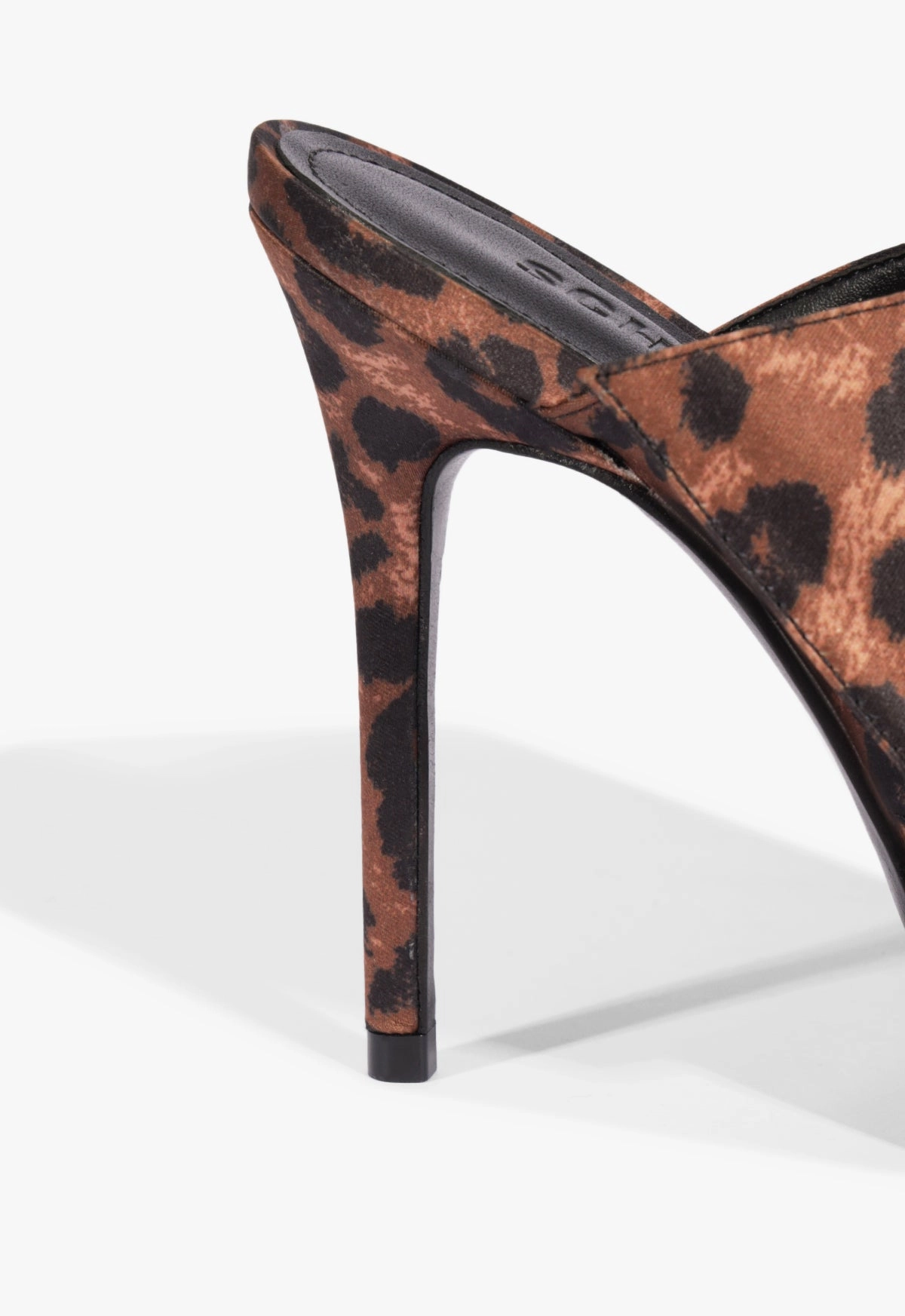 Yasmeen Sandal